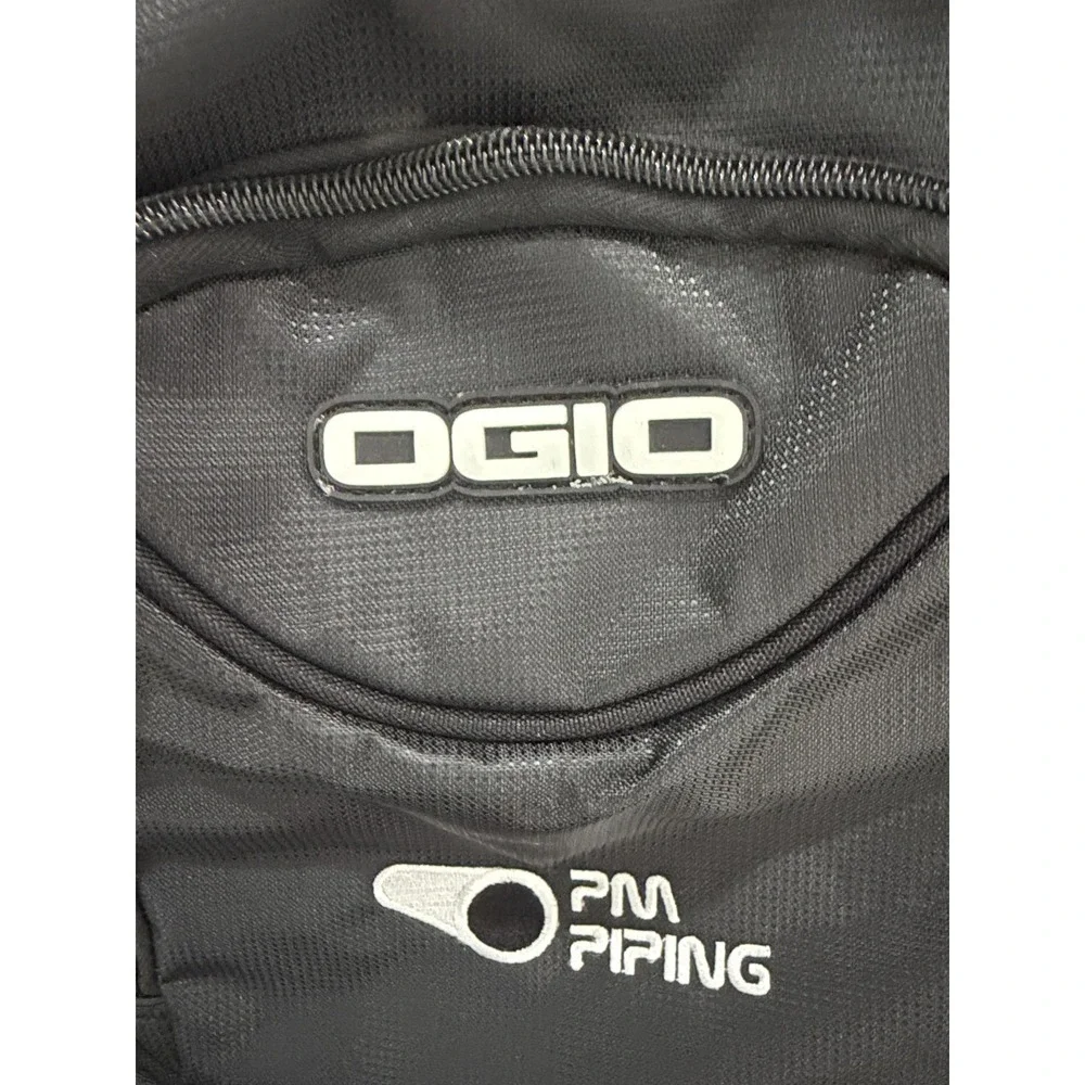 Ogio Black 19